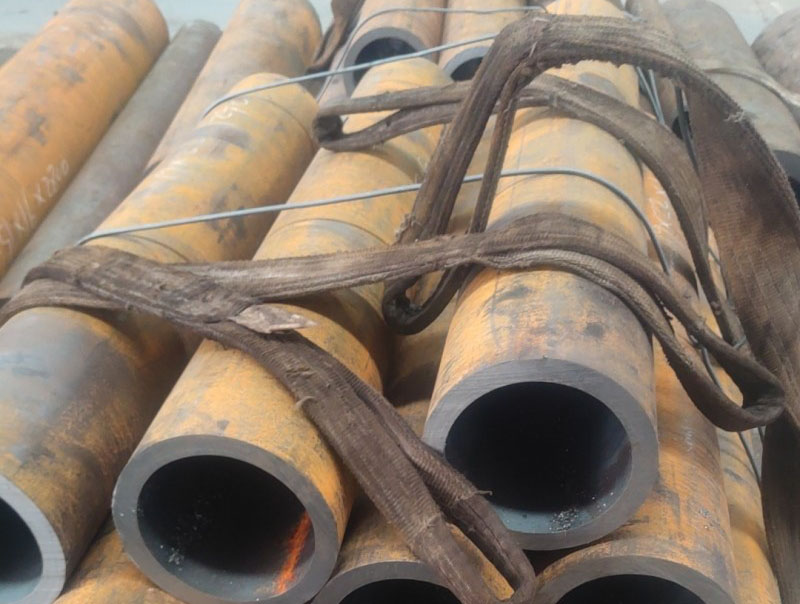 英德15CrMoG无缝钢管切割